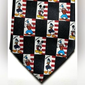 Vintage Disney Mickey Mouse Goofy Donald  Tie